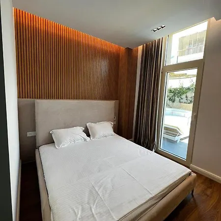 122b Palase Privat Pool Himara