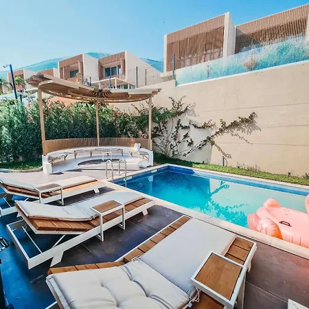 122b Palase Privat Pool * Himara