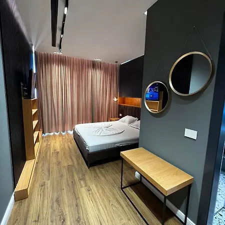 Vila 122b Palase Privat Pool *