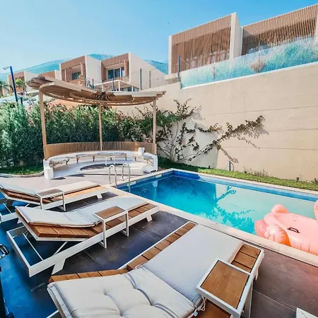 Vila 122b Palase Privat Pool * Himare